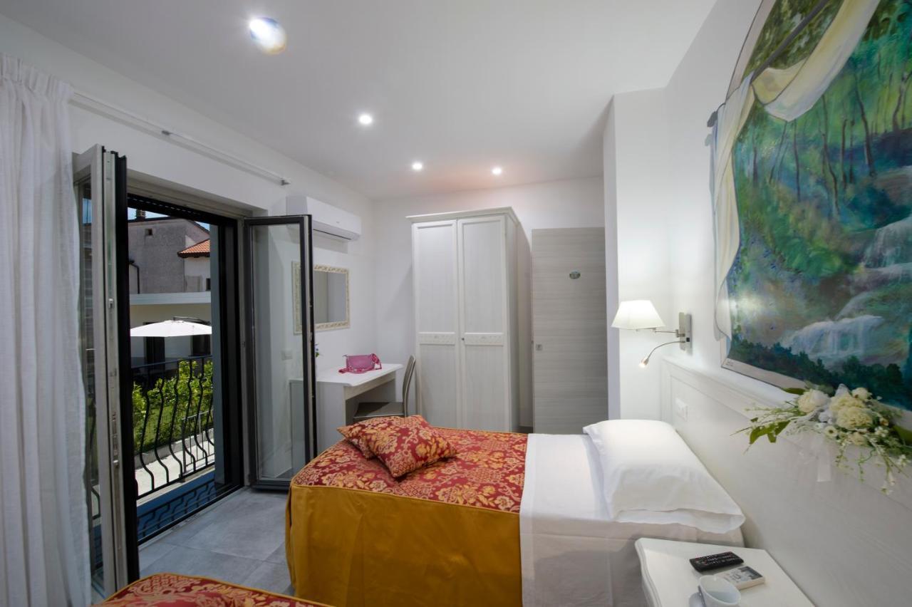 B&B L'Amaranto Аджерола Екстер'єр фото